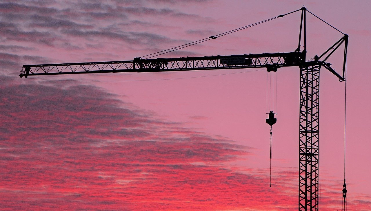 在夏季鋼結(jié)構(gòu)防腐漆施工有哪些注意事項(xiàng)？