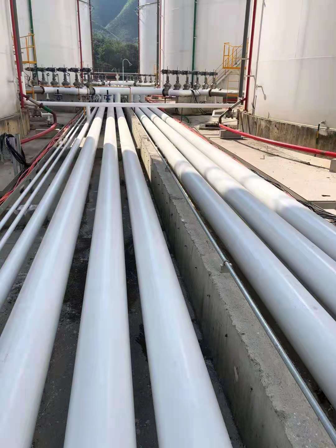 1626400293887240.jpg 管道防腐現(xiàn)場2.jpg