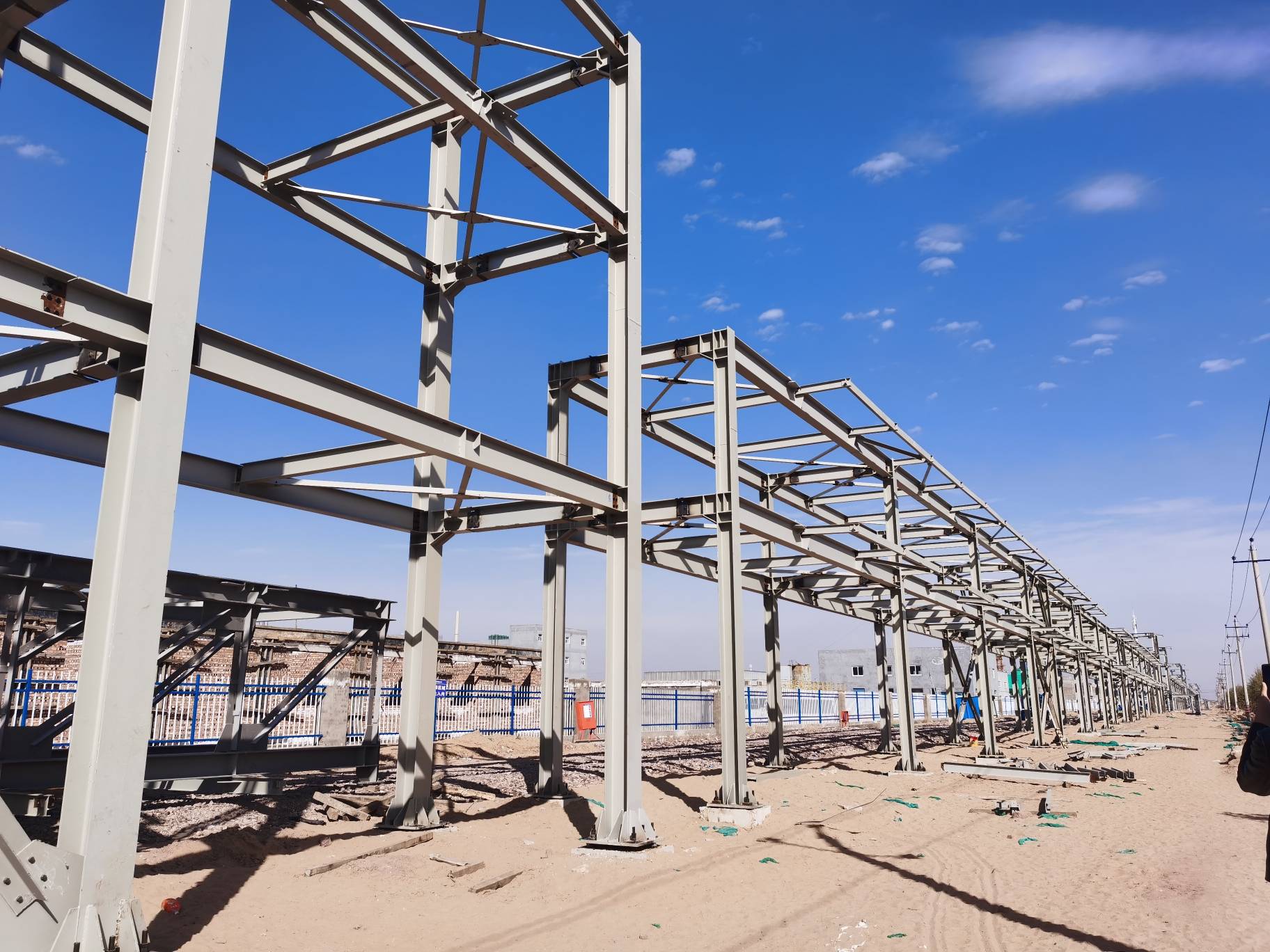 環(huán)氧富鋅底漆+環(huán)氧云鐵中間漆鋼結(jié)構(gòu)案例 環(huán)氧富鋅底漆+環(huán)氧云鐵中間漆鋼結(jié)構(gòu)案例